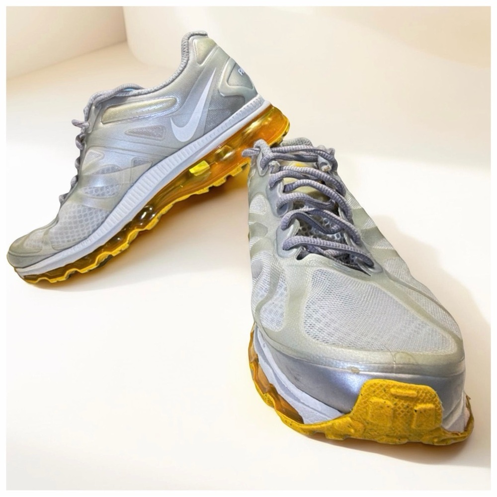 Nike Air Max+ 2010 Livestrong Silver Gold Running Sneakers | Women's 9.5